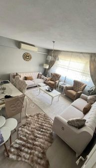 Cumhuriyet Mahallesinde Satılık 3+1 Kapalı Mutfak Daire