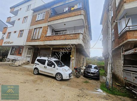 Kayabaşı Mahallesi'nde Satılık 130 M² Daire Ve İş Yeri