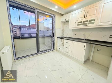 Arzu Emlaktan Satılık Sıfır Tek Daire Üzeri 3+1 Ebeveyn Banyolu