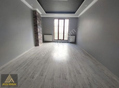 Arzu Emlaktan Yunusemre Mah. Vega Avm Karşısı Satılık 2+1 Daire