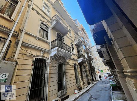 Şişhanede Galata Kulesine Yakın 2+1, 1+1 Kiralık Lüks Daireler