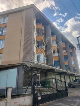 Atlastan/site İçinde Geniş Eşyasız 2+1 Kiralık Daire