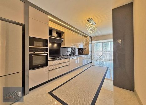 Karakuş'tan █ Bulvar-güney Cephe 4+1 195m² 7/24 Güvenlik K.garaj