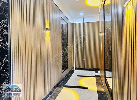 Esenyurt Cumhuriyet Mah Metrobüsün Dibin De 3+1 Satılık Daire !