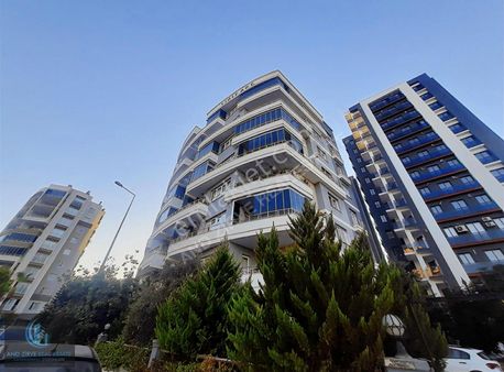 Mersin Mezitli Merkez Mah'de Kombili Az Katlı Geniş 3+1