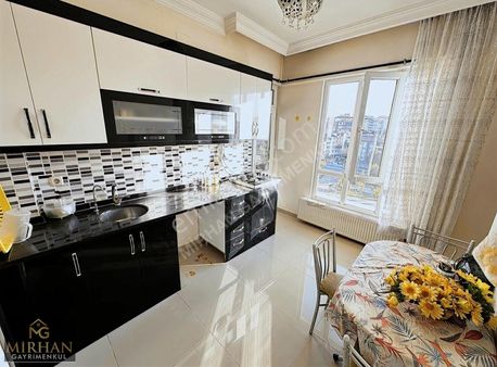 Bülbülzade Mahallesinde 3 Cepheli Cephesi Açık 2+1 Ara Kat Daire