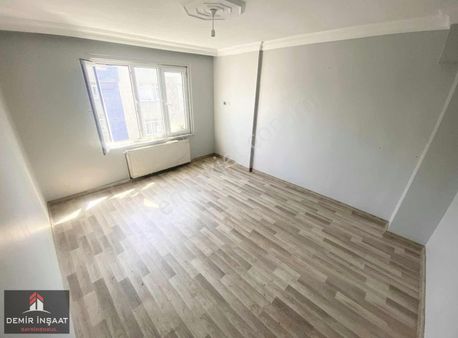 Demir İnşaattan Uğurmumcu Mh Tramvaya Ykn 2+1 90 M2 Krd Uygun