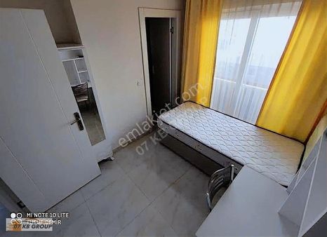 07kb Emlaktan Kafeler Caddesinde Çift Banyolu 2+0 Daire