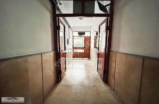 Doğan Emlak'tan Asansörlü Katta Caddeye Bir Bina