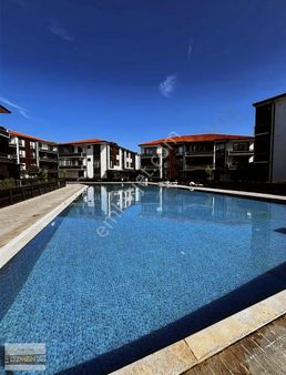 Karasu Aziziye Mah. Denize Çok Yakın Geniş 2+1 Fırsat Yazlık