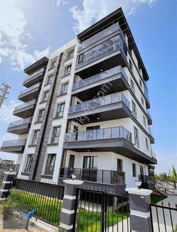 Satılık Lüks 3+1 155 M2 Kare 5.kat Son Kat