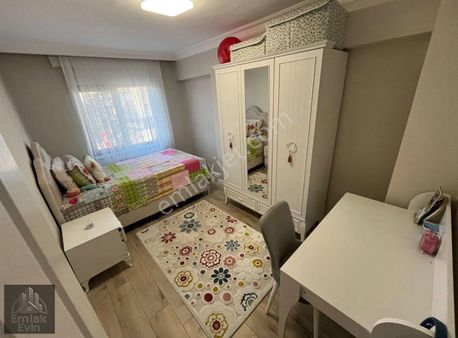 Ara Katta Bu Yapıda Bu M2 De Bu Lokasyonda Karırmayın ....