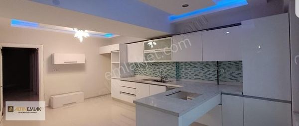 Abdullahpaşa Mah.tepeşehır Konutlarında Lüks 4+1 Kıralık Daıre