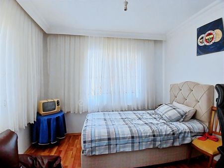 İlker Cadde Yakını Merkezi Konumda Satılık Dubleks