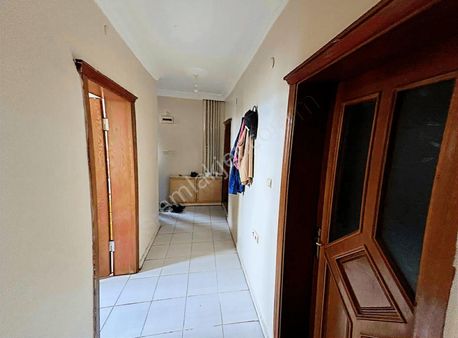 İks Emlaktan Kiralık 3+1 Daire Çarşı İçinde