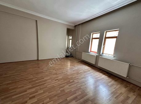 İks Emlaktan Satılık İş Yeri İstasyon Mahallesinde