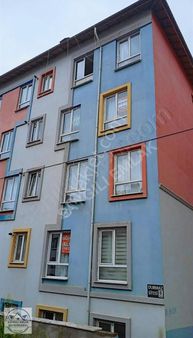 Saygılı'dan Zafertepe'de Durmaz Sitesinde Satılık 1+1 Daire