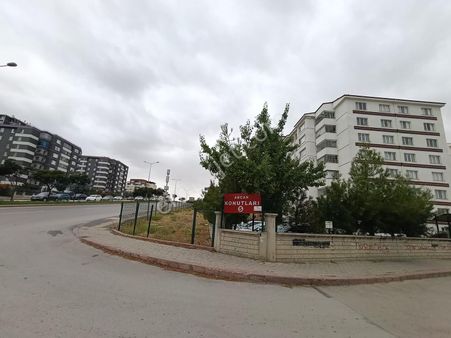 Polat Livedan Akcan 5 Konutlarında Yapılı Ara Kat 3+1