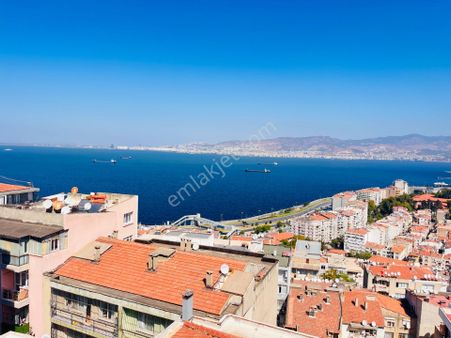 Konak Üçyolda Deniz Manzaralı, Sıfır, Geniş 1+1 Kiralık Daire