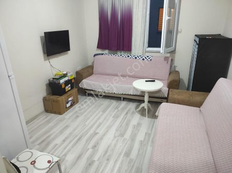 Üniversite Yolu Üzerinde Satılık 1+0 Daire