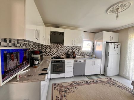 Cb Vizyon Tuğba Erkal'dan Cazip Konum Full Yapılı Fırsat Villa