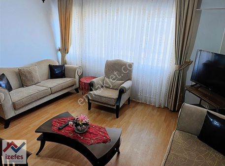 Karşıyaka Yalı Mahallesinde Eşyalı Kiralık 2+1 Daire