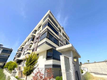 💥💥 Güç Gayrimenkul'den Akçay'da Ara Kat Kombili Kapalı Otoparklı Lüx Satılık 2+1 Daire