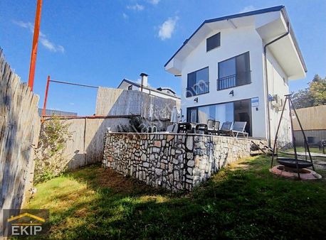 Sapanca Ünlüce De Müstakil Havuzlu Lüks 3+1