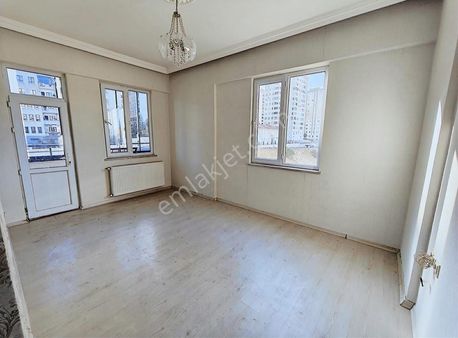 Seyran Emlak'tan Seyrantepe 2+1 Satılık Daire