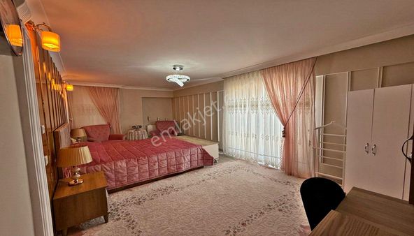 Ovacık Düzlükte Pazar Yeri Yakını 4+1 (cadde Üzeri Yeni Bina)