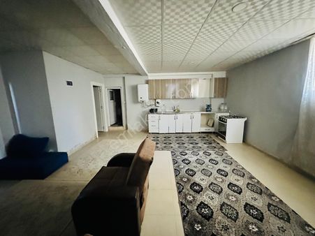 Dinç Emlaktan Satılık 2+0 Daire