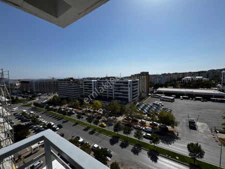 Yenişehir Lens İstanbul'a Komşu Çağdaş Center 3+1 Kiralık İşyeri