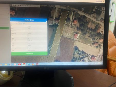 Şen Emlaktan Köy İçi Satılık Tarla