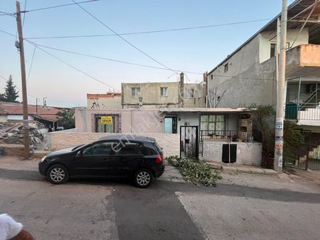 Bayraklı Cengizhan Mah. Satılık 2+1 Mustakil Ev