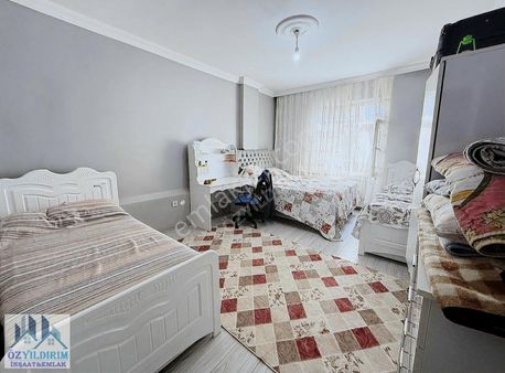 Sancaktepe Kemaltürkler Mah.satılık 2+1 Arakat Daire