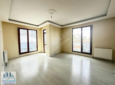 Sultanbeyli Fatih Mah 2+1 Ebeveyn Banyolu Asansörlü Arakat