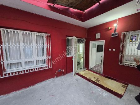 Gülbahçe Mahallesi’ndekıbrıs Caddesi’ne Yakın Acill Satılık