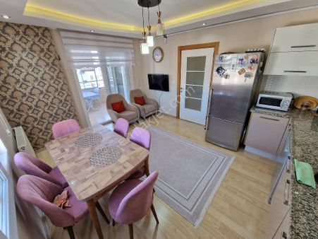 İz'den 100. Yıl'da 3+1 Giyinme Odalı Çift Banyolu Havuzlu Sosyal Donatılı Kaçmazzzzzz