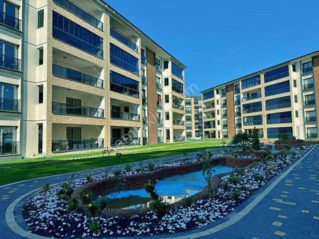 Uytun'dan Ören Bahçelievler'de Havuzlu Sitede Satılık 3+1 Daire