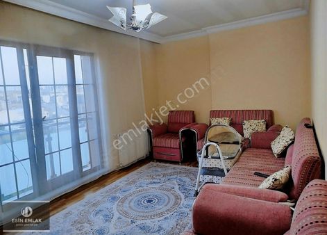 Akse Mah Balkonlu Geniş Arakat Temiz Ferah 3+1 Satılık Daire