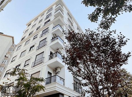 Bostancı Merkezde 3+1 Yeni Bina Balkonlu Mükemmel Lokasyonda