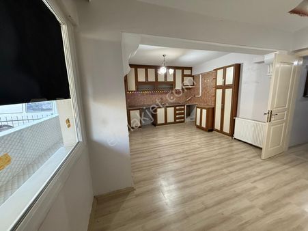 Fatih Mahallesi Geniş Ve Ferah Kiralık Daire 3+1