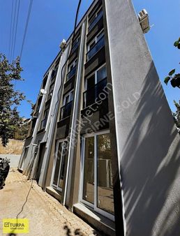 Bornova Kızılayda Kapalı Mutfak 2+1 Sıfır Satılık Daire