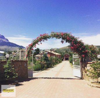 Seydişehir Taraşcı Mh. 5.310m2 Arsa İçerisinde 5+1 Satılık Villa