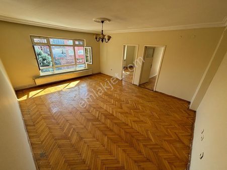 Tuna'dan Çiçekli'de 3+1 Geniş Ön Güney Katta Kiralık Daire