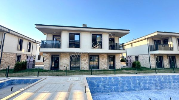 Güzelçamlı’da Sıfır 3+1 Villa