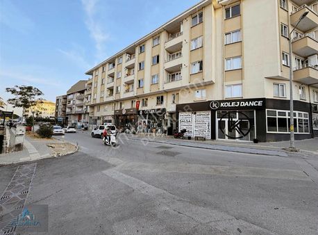 Almina'dan Görükle Merkezde Cadde Üstü Eşyalı 2+1 Geniş Daire