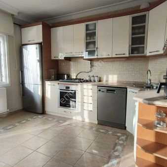 Sezen Aksu'da Çift Cephe,süper Geniş, Deniz Manzaralı 3+1