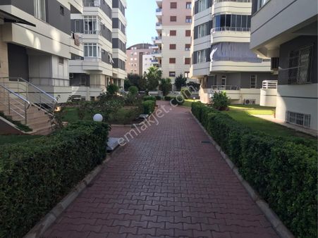 Antalya Konyaaltı Uncalı Çamlık Cad Kiralık Yarı Bodrum2+1 Daire