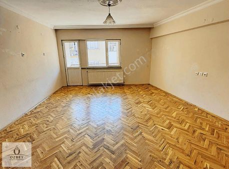 Özbey Emlaktan Gökmeydan Mh Ahsen Sitesi 3+1 Daire